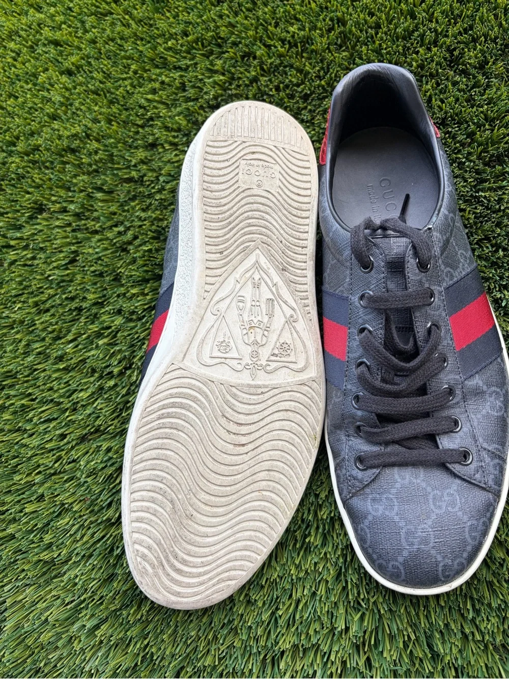 Gucci Black and Red Low-Top GG Canvas Sneakers
